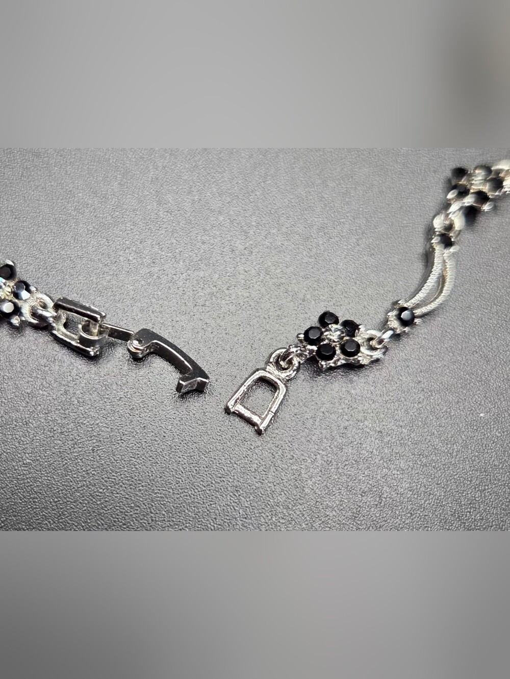 Vintage Silver Tone Black Flower Rhinestone 15" Choker & Stud Earring Set - Picture 8 of 8